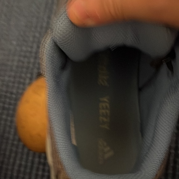 Yeezy - Picture 7 of 8